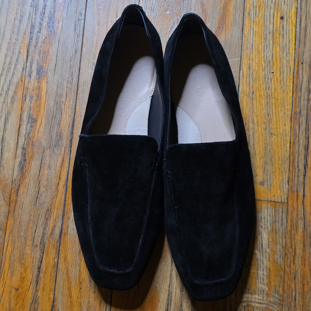 Banana Republic Black Suede Loafers Sz:9